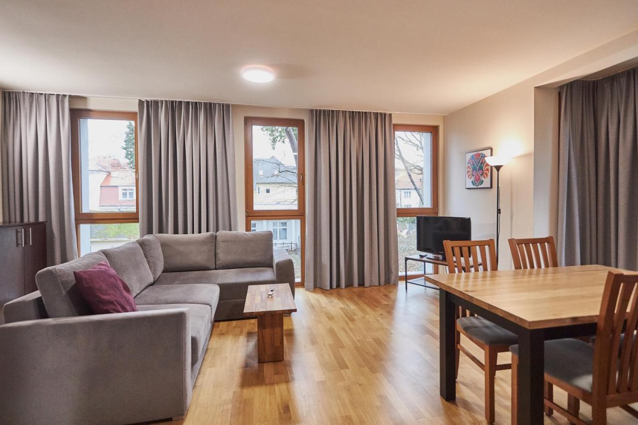 - Stil 2 Apartament