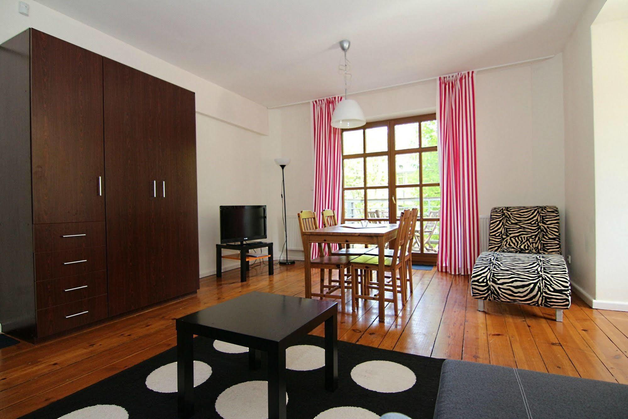 Apartament - Stil 2 *