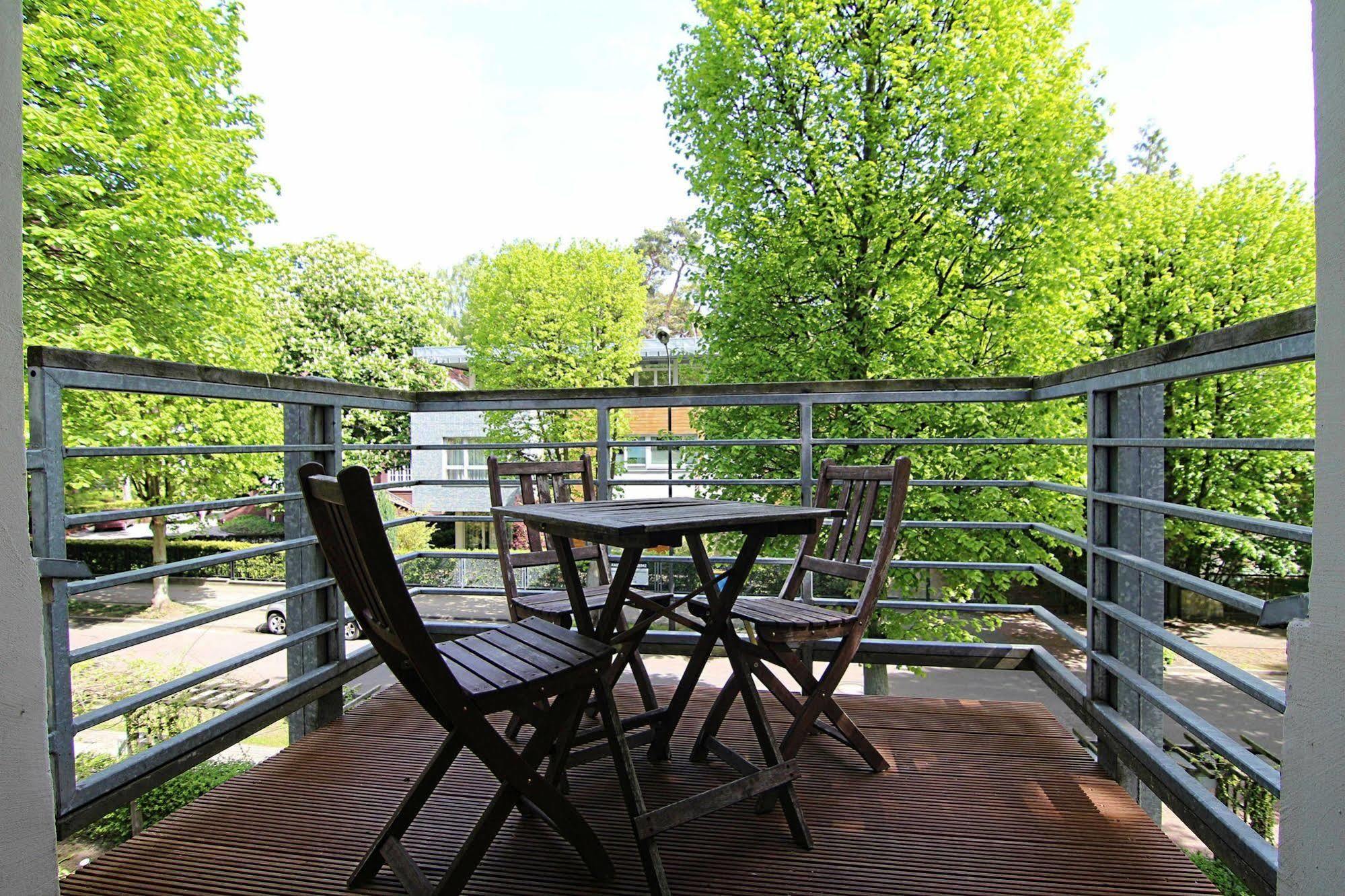 - Stil 2 Apartament